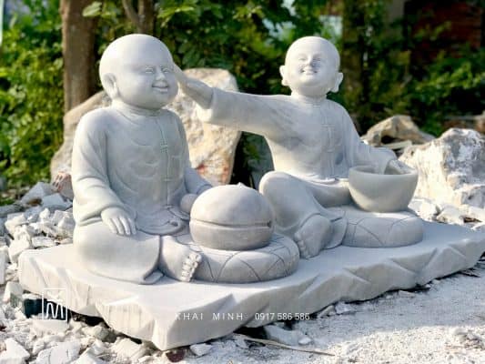 Tượng Chú tiểu bằng đá Tượng Chú tiểu bằng đá