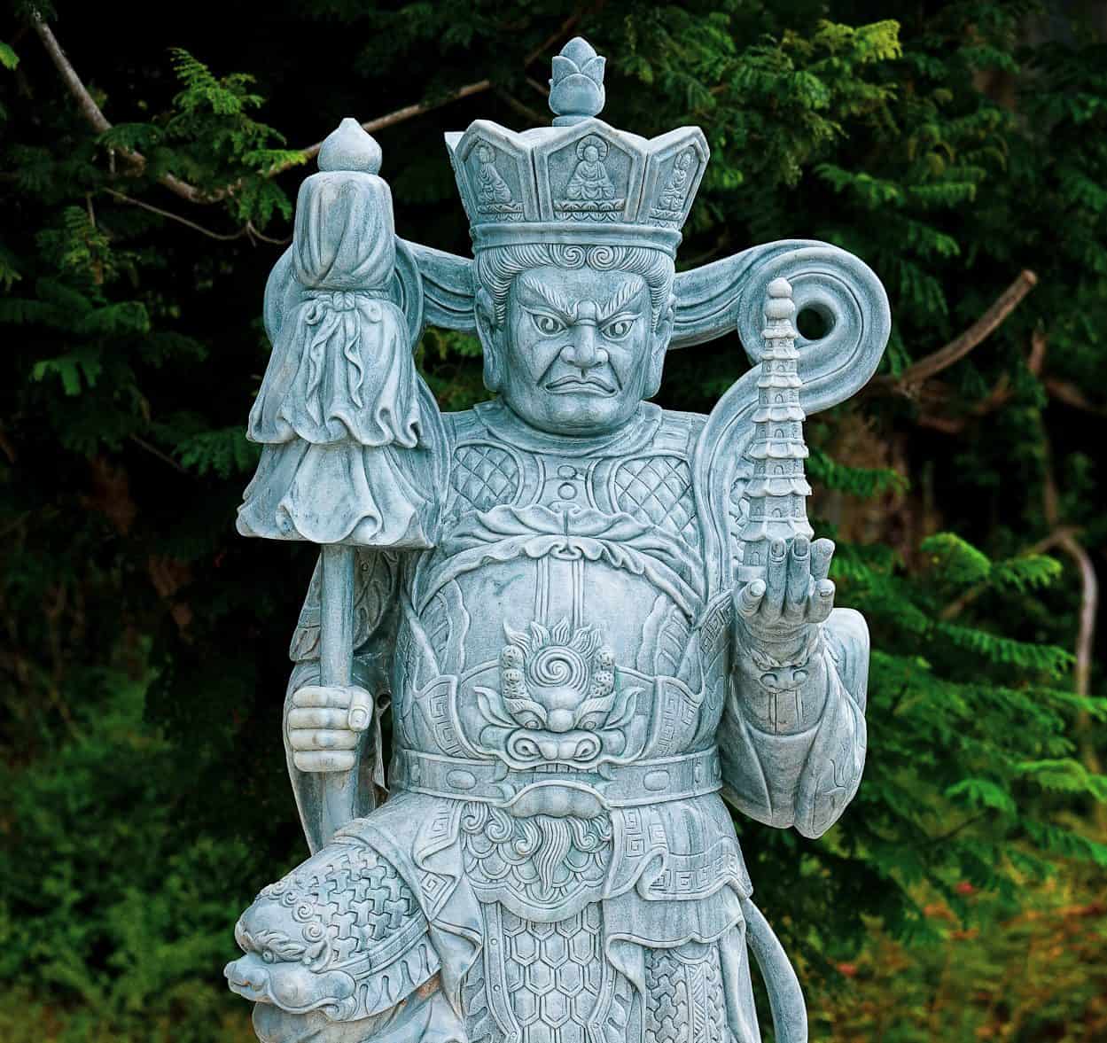 TƯỢNG TỨ ĐẠI THIÊN VƯƠNG BẰNG ĐÁ